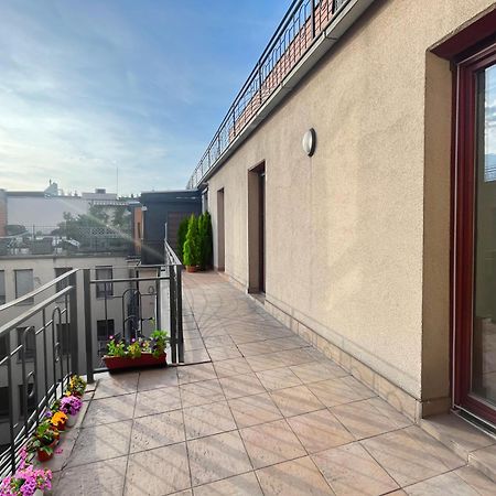Leda Deluxe Apartment Budapeste Exterior foto
